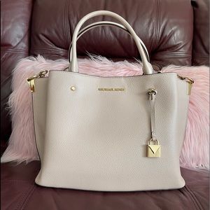 Michael Kors Arielle Large Leather Satchel (soft pink)
